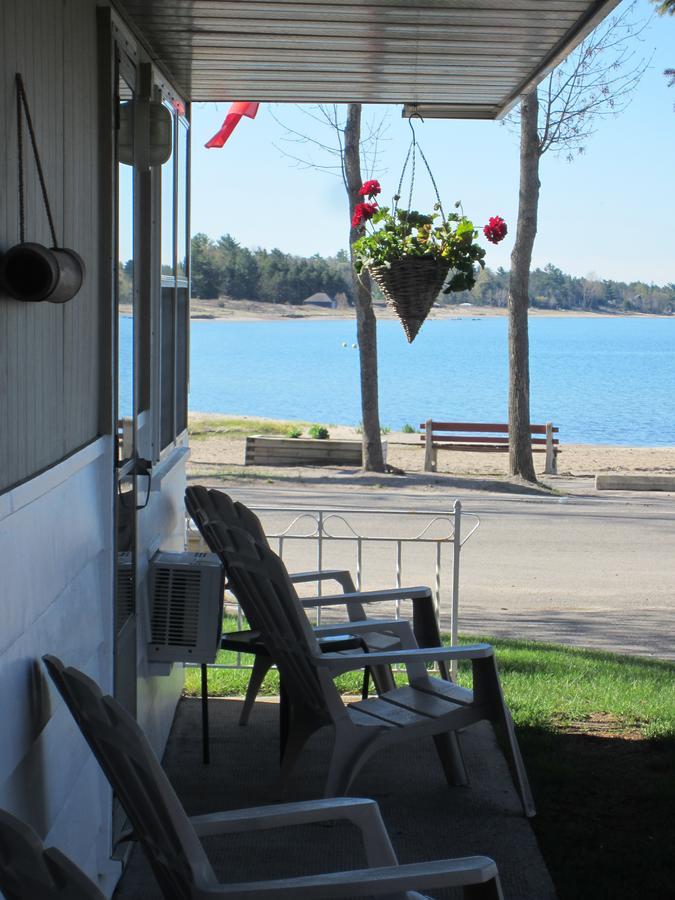Balm Beach Resort And Motel المظهر الخارجي الصورة